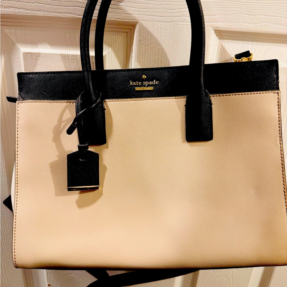 Used once like new condition Kate spade shoulder bag